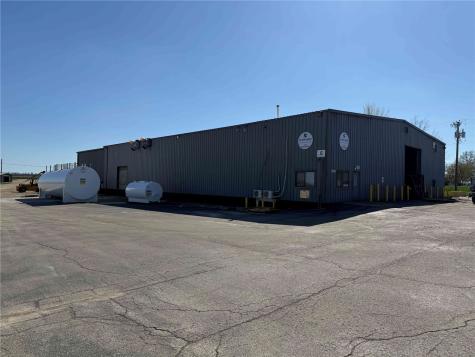 200 35th St - For Sale Marion IA 52302