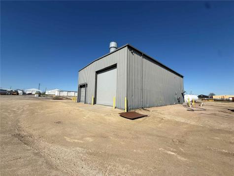 200 35th St - For Sale Marion IA 52302