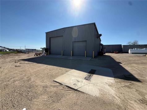 200 35th St - For Sale Marion IA 52302