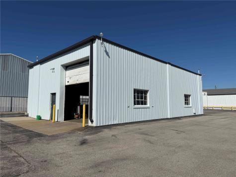 200 35th St - For Sale Marion IA 52302