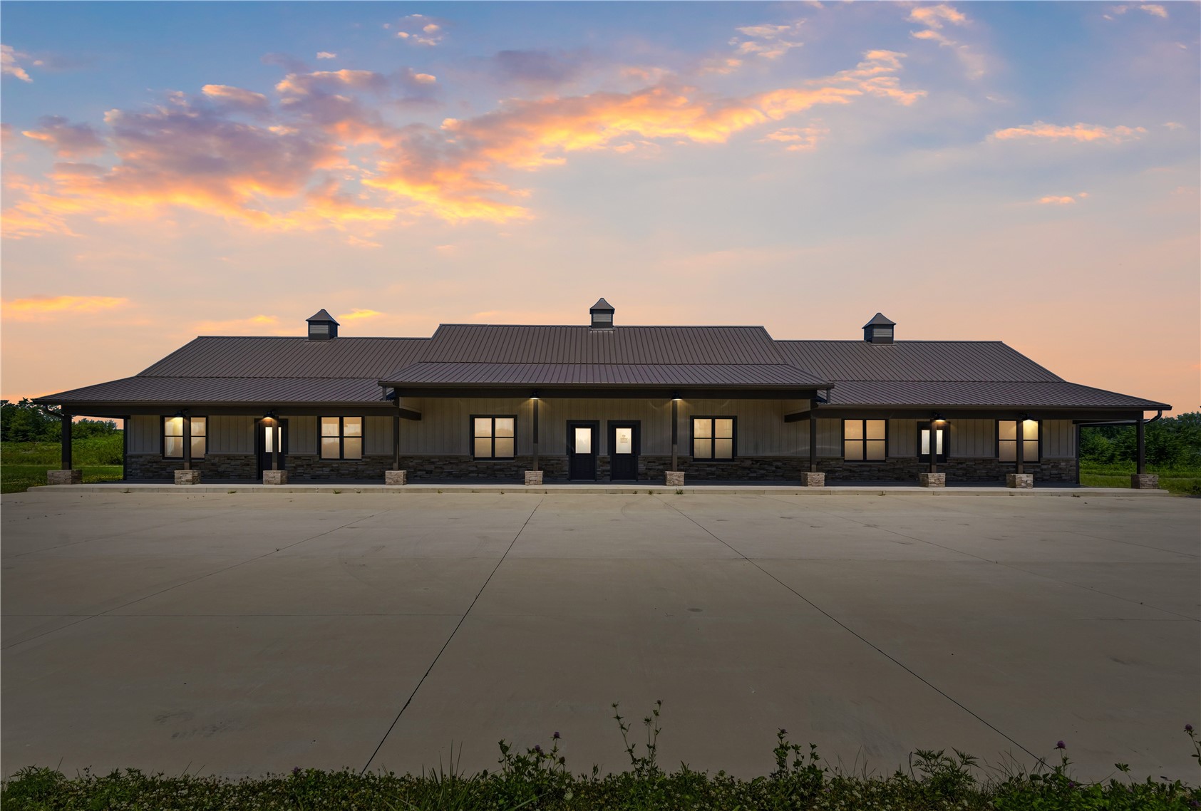 106 Towne Centre Drive Urbana IA 52345