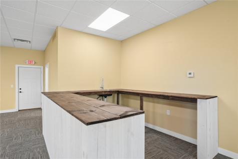 106 Towne Centre Drive Urbana IA 52345