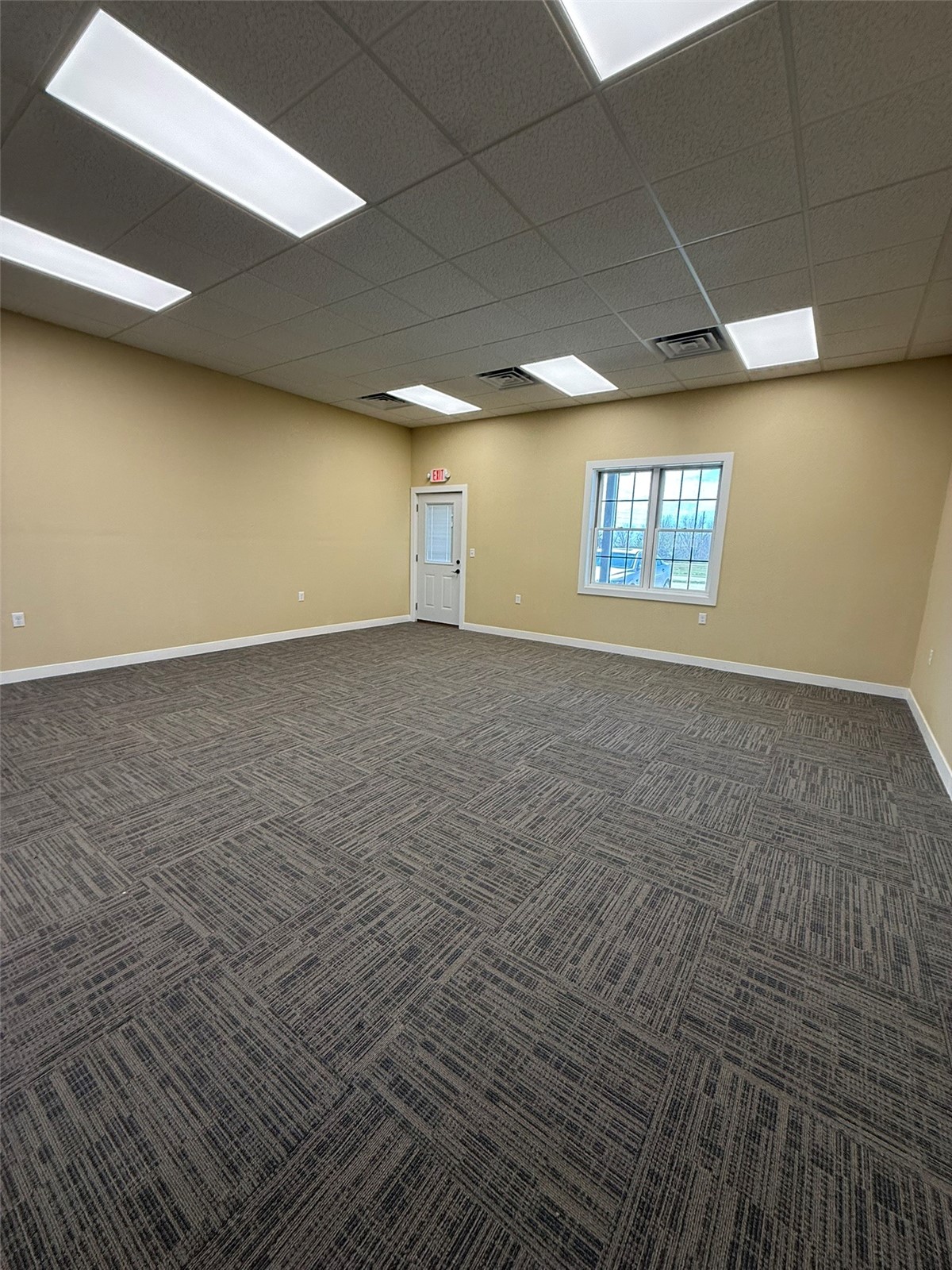 106 Towne Centre Drive Urbana IA 52345