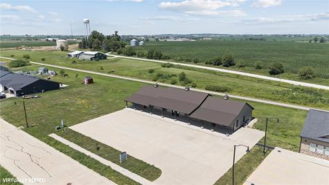 106 Towne Centre Drive Urbana IA 52345
