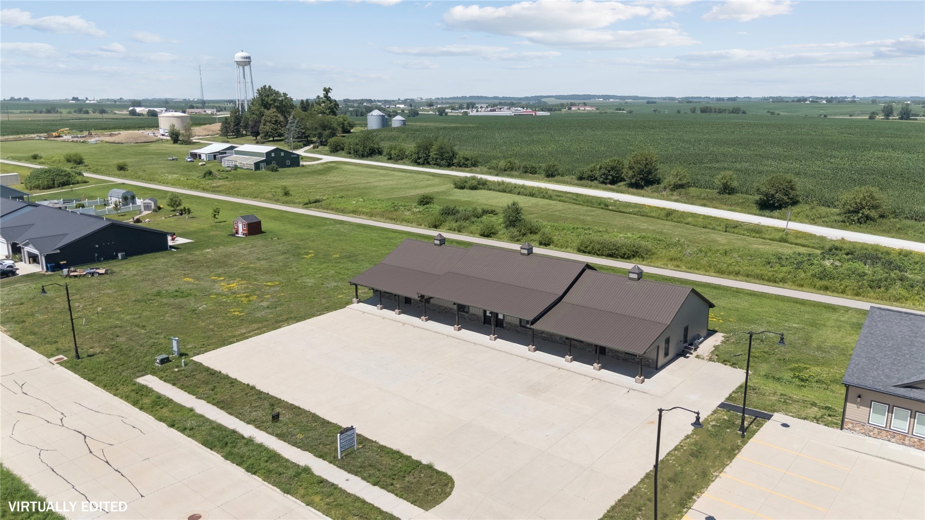 106 Towne Centre Drive Urbana IA 52345