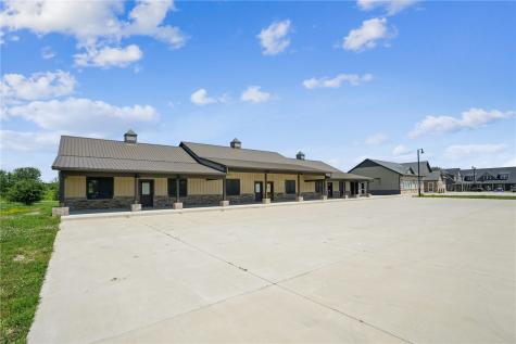 106 Towne Centre Drive Urbana IA 52345
