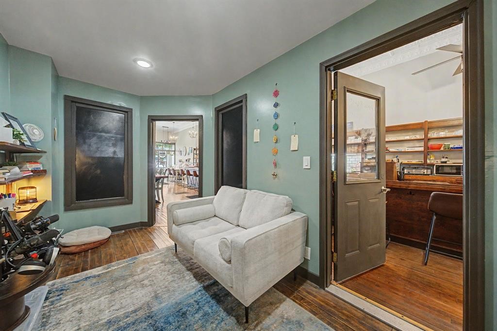 806 12th Street Belle Plaine IA 52208
