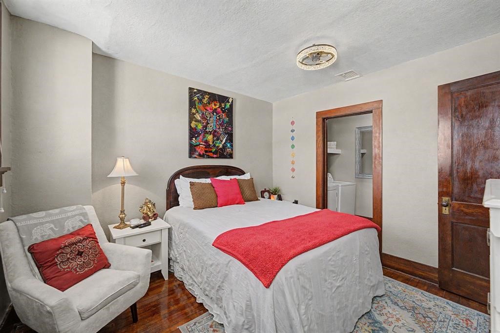 806 12th Street Belle Plaine IA 52208