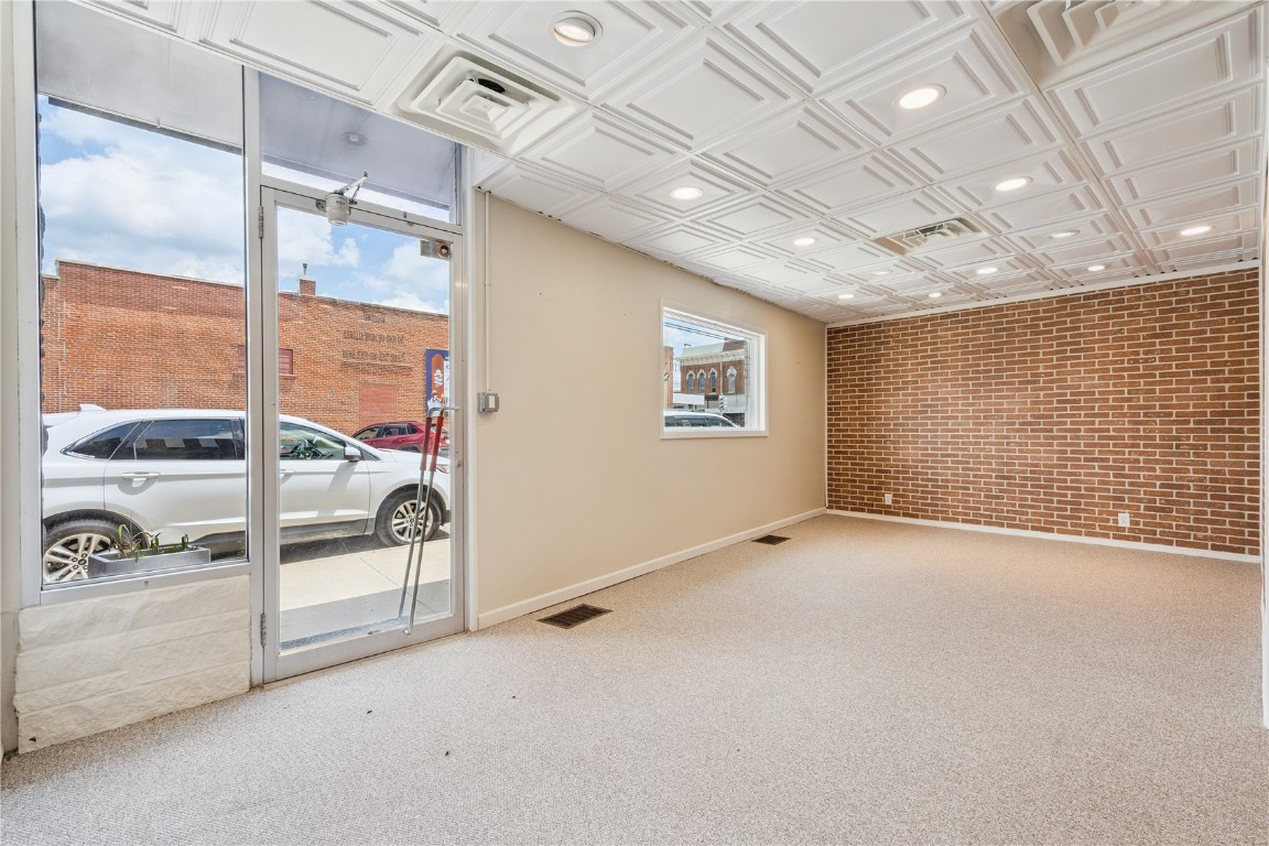 315 A Avenue Vinton IA 52349