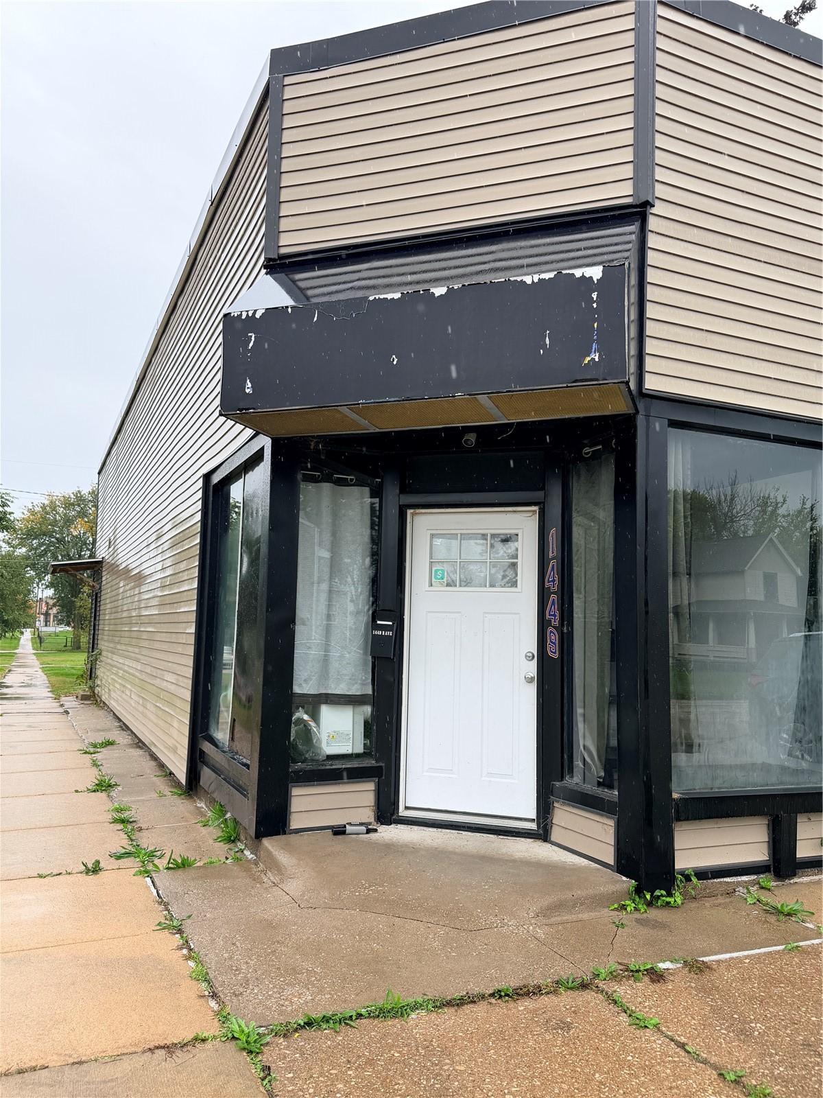 1449 B Avenue NE Cedar Rapids IA 52402