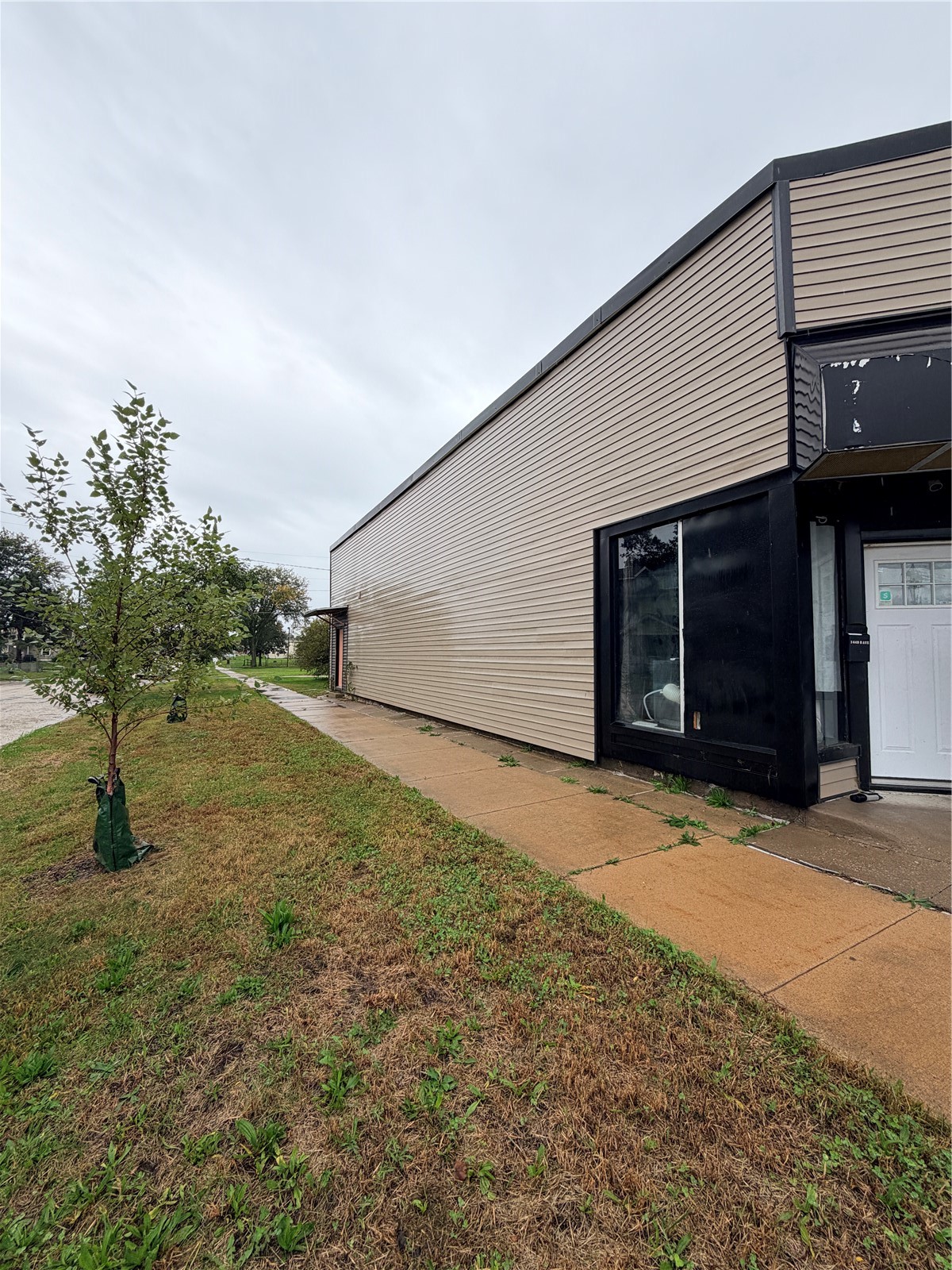 1449 B Avenue NE Cedar Rapids IA 52402