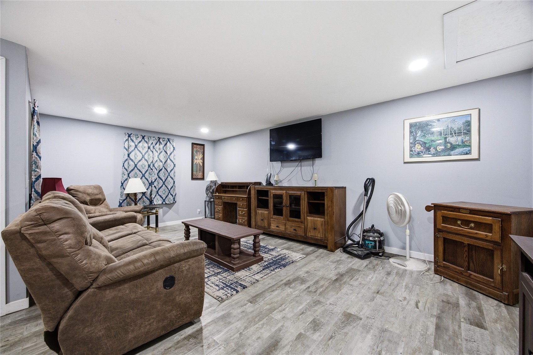 110 E 1st Street Mechanicsville IA 52306
