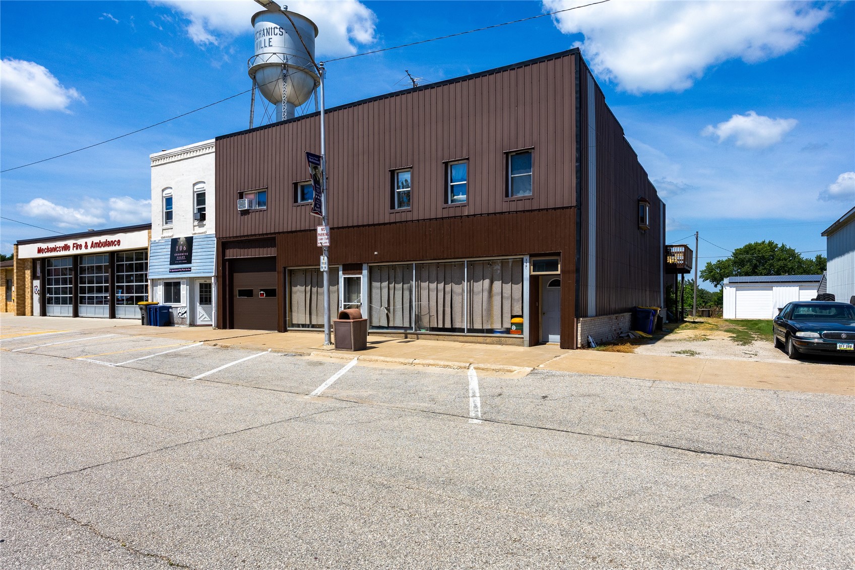 110 E 1st Street Mechanicsville IA 52306