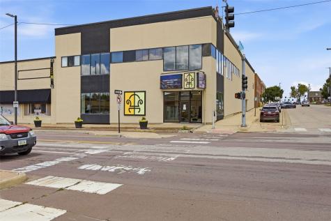724 3rd Avenue SE Cedar Rapids IA 52401