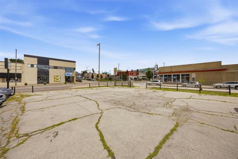 724 3rd Avenue SE Cedar Rapids IA 52401
