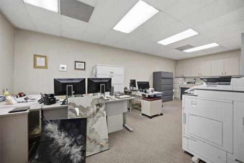 724 3rd Avenue SE Cedar Rapids IA 52401