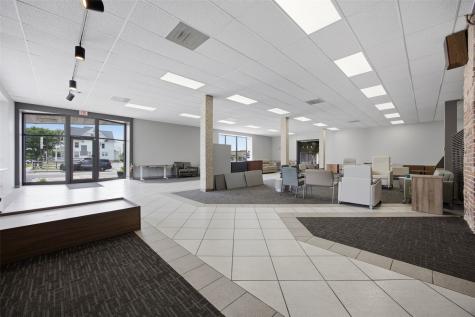 724 3rd Avenue SE Cedar Rapids IA 52401