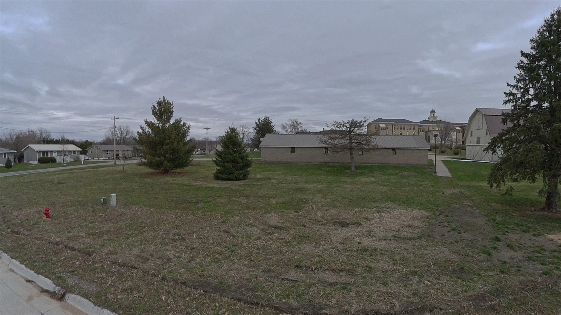 908 J Avenue Vinton IA 52349