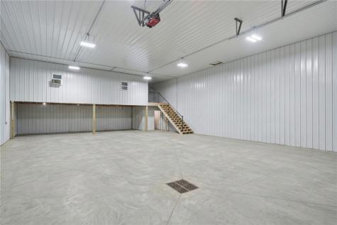 1650 Commercial Drive Walford IA 52351