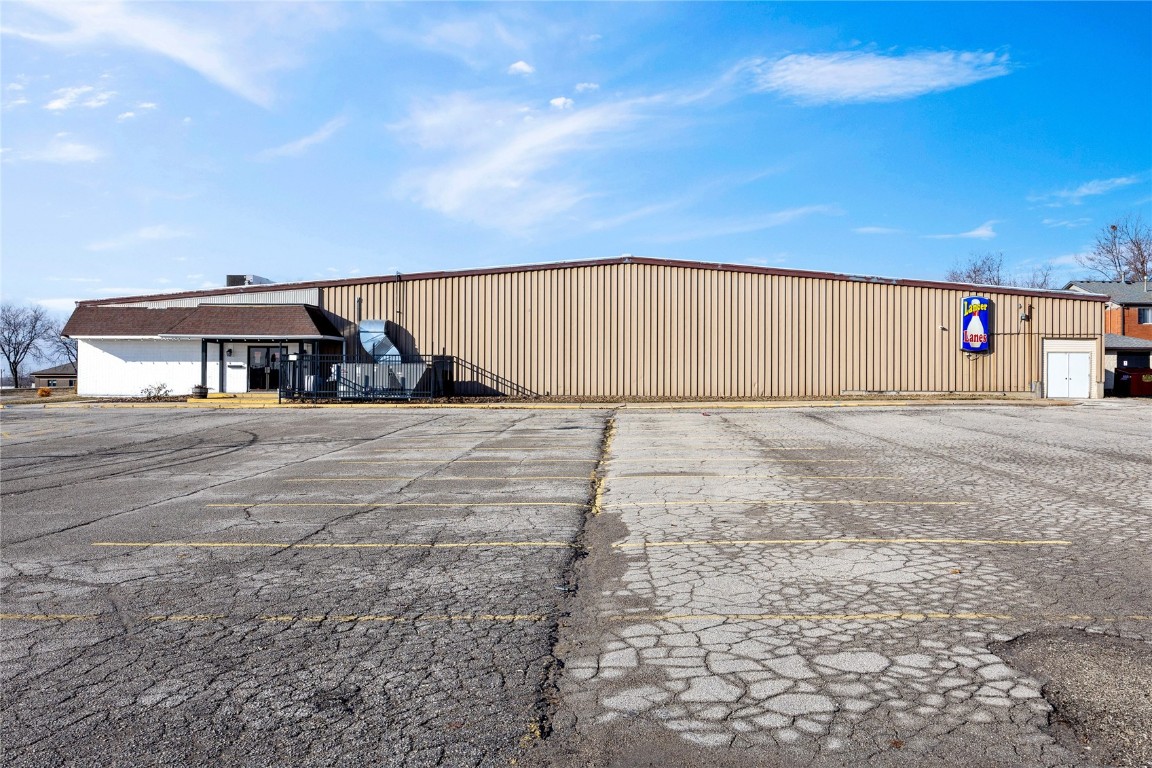 3203 6th Street SW Cedar Rapids IA 52404