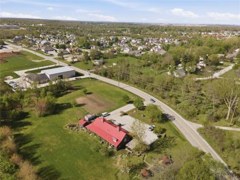 495 Miller Road Hiawatha IA 52233