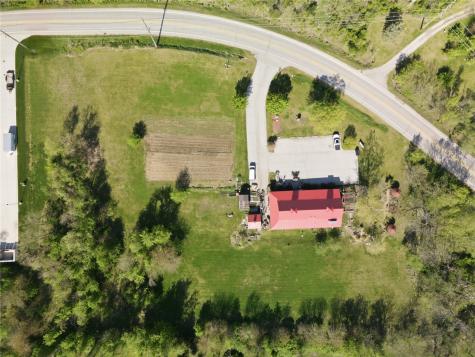 495 Miller Road Hiawatha IA 52233