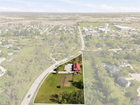 495 Miller Road Hiawatha IA 52233