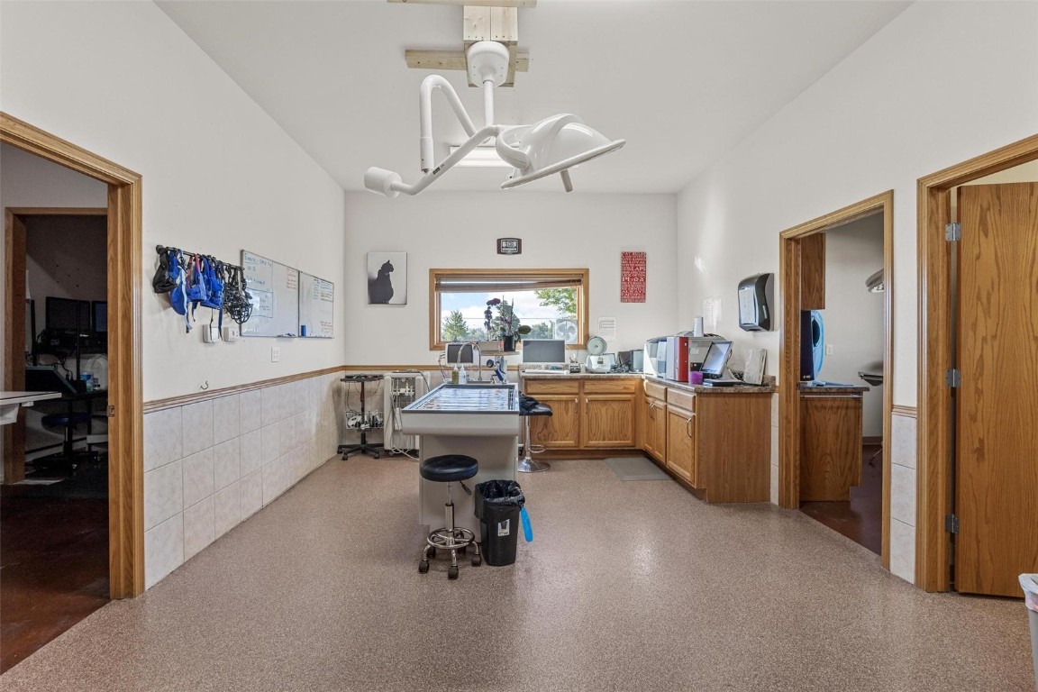 135 80th Street Fairfax IA 52228