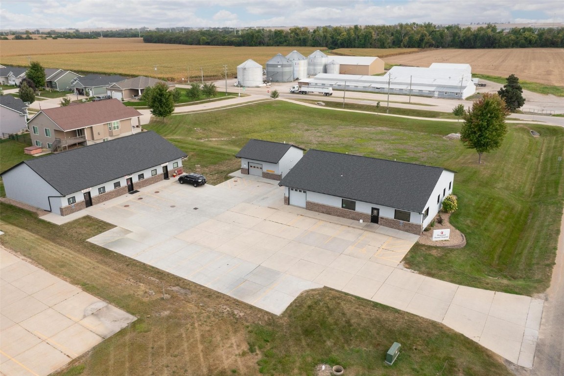 135 80th Street Fairfax IA 52228