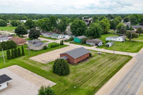 101 E 10th Street Monticello IA 52310