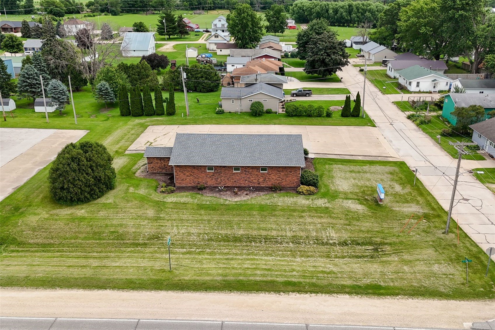 101 E 10th Street Monticello IA 52310