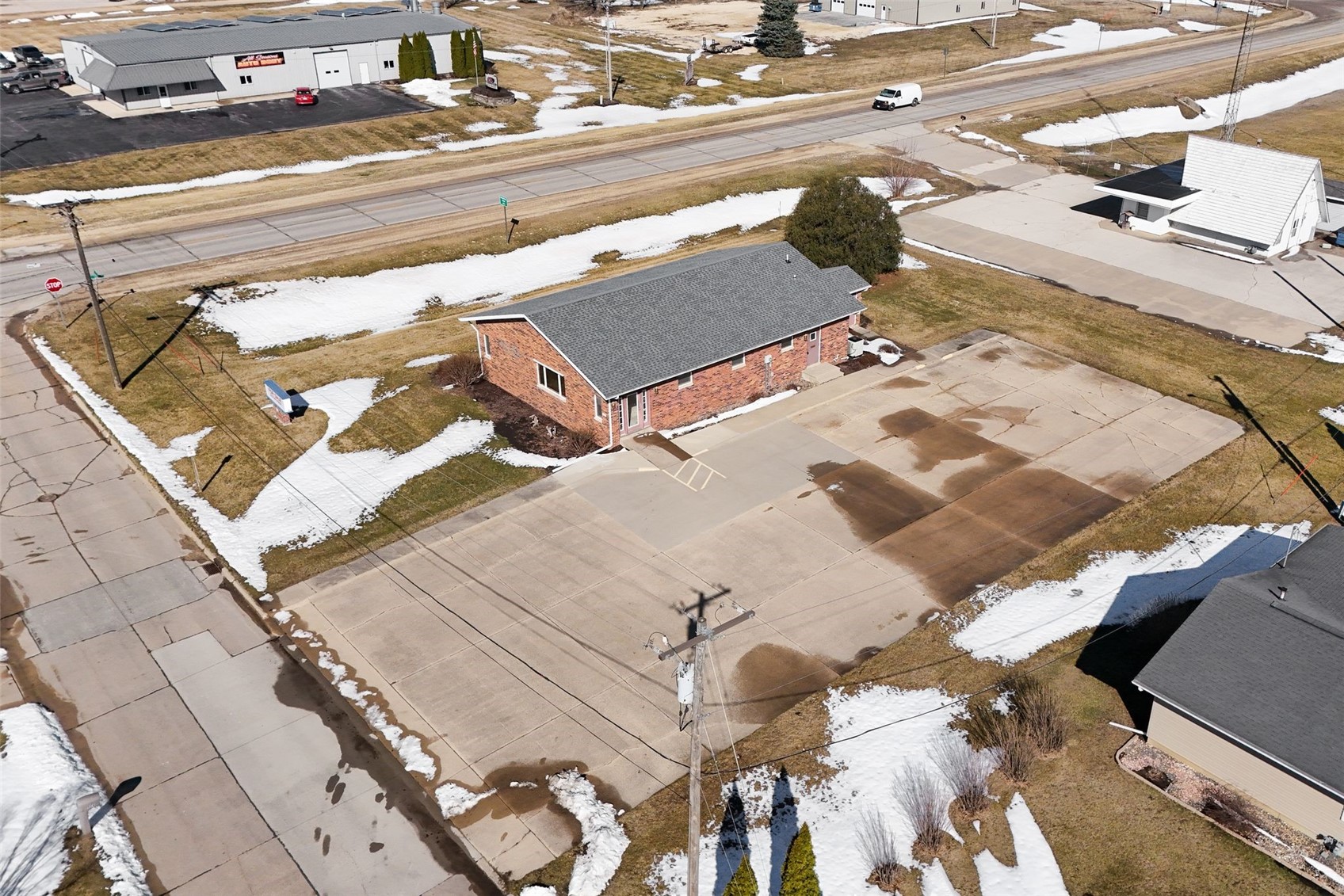 101 E 10th Street Monticello IA 52310