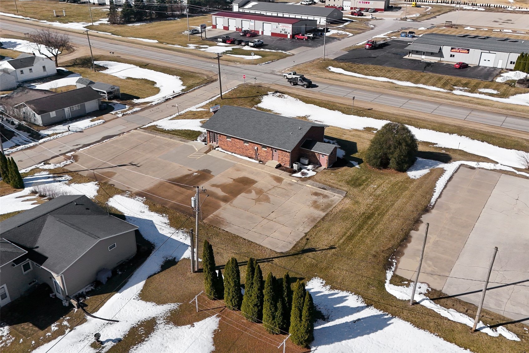 101 E 10th Street Monticello IA 52310