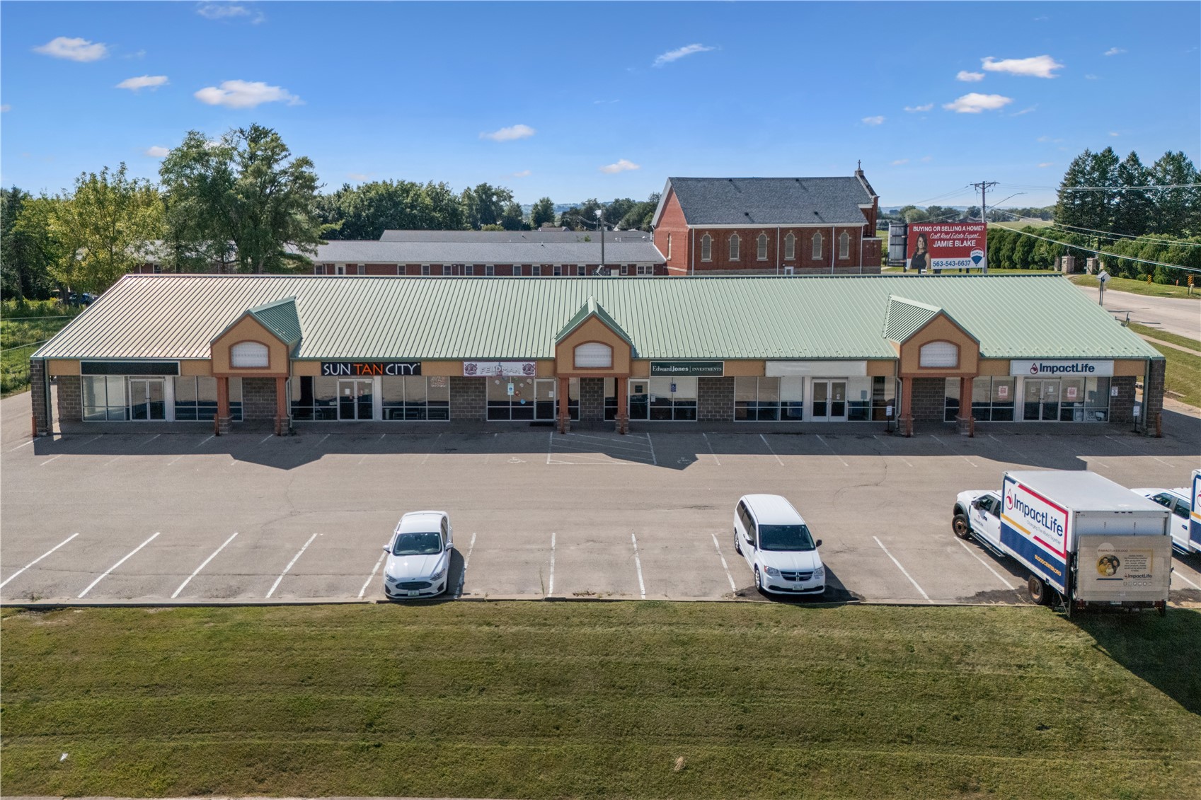 4867 Asbury Road Dubuque IA 52002