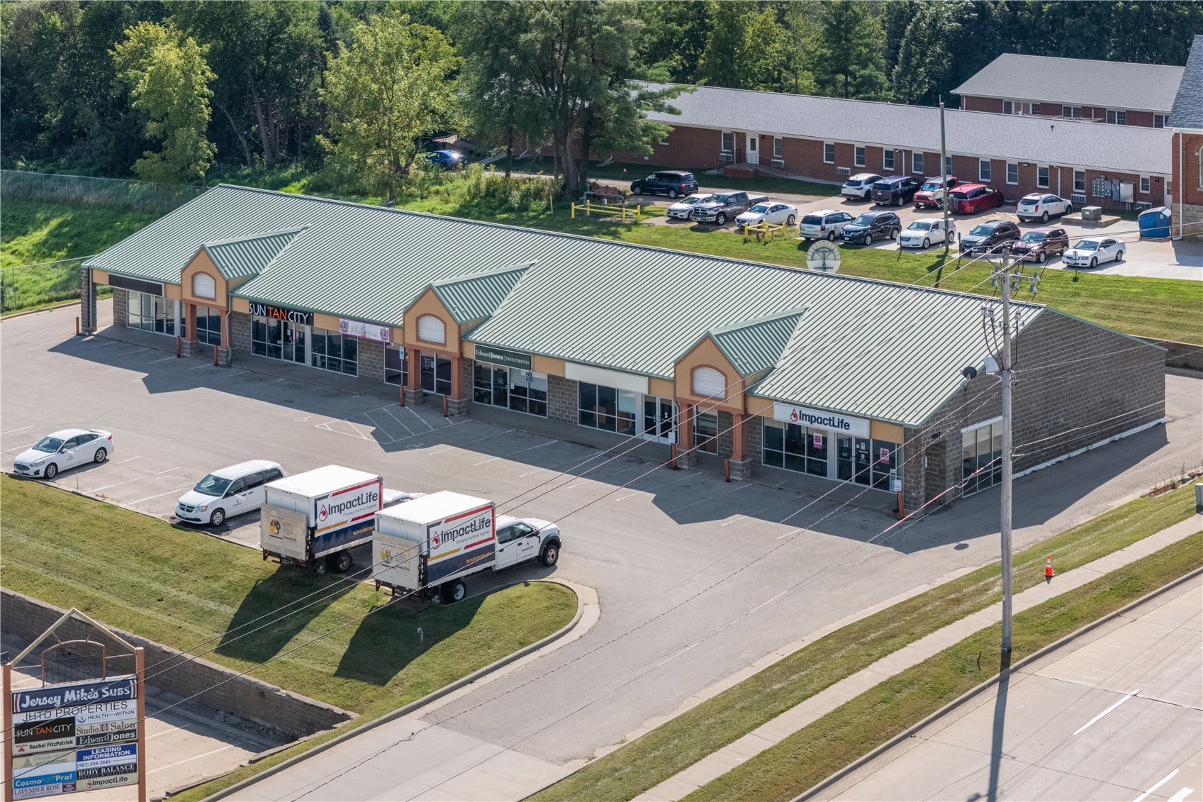 4867 Asbury Road Dubuque IA 52002