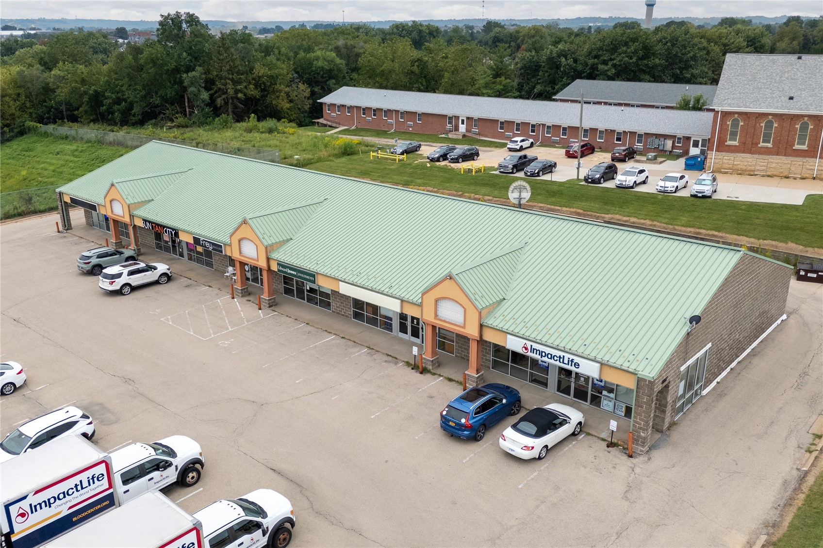 4867 Asbury Road Dubuque IA 52002