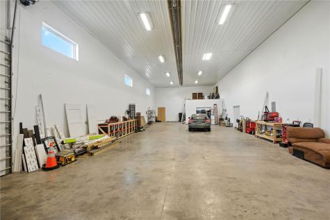 2700 Stonegate Court Hiawatha IA 52233