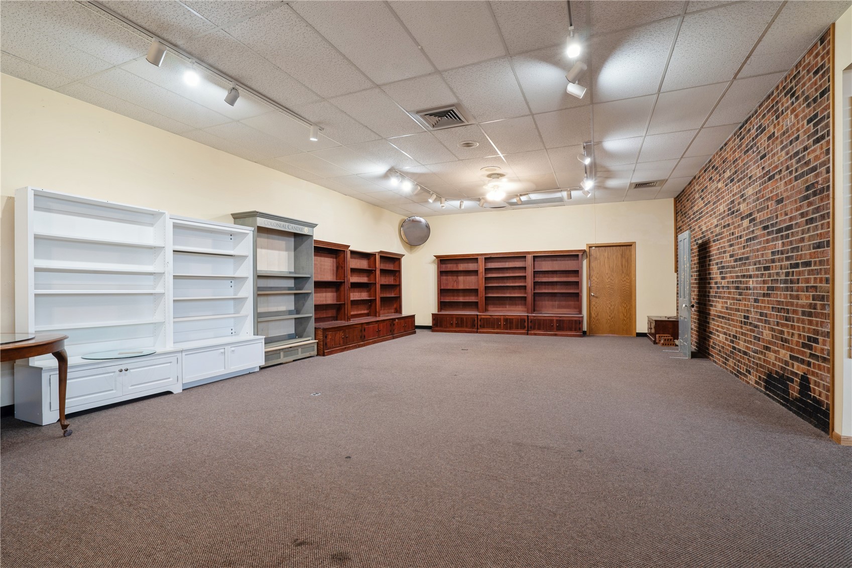 107 S Franklin Street Manchester IA 52057