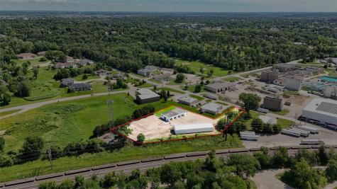 1115 Wenig Road NE Cedar Rapids IA 52402