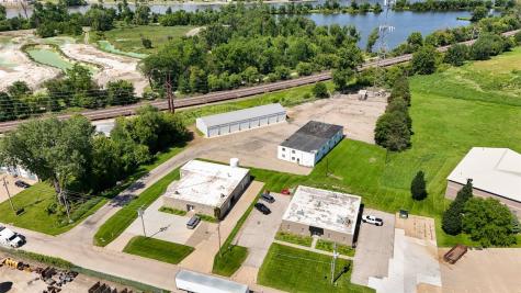 1115 Wenig Road NE Cedar Rapids IA 52402