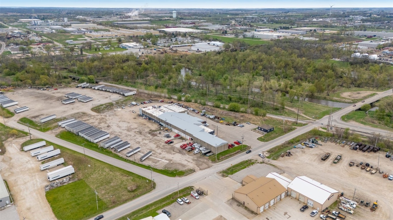 4003 J Street SW Cedar Rapids IA 52404