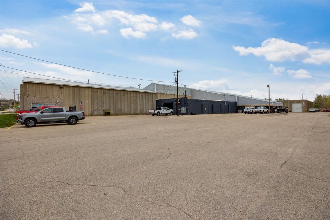 4003 J Street SW Cedar Rapids IA 52404