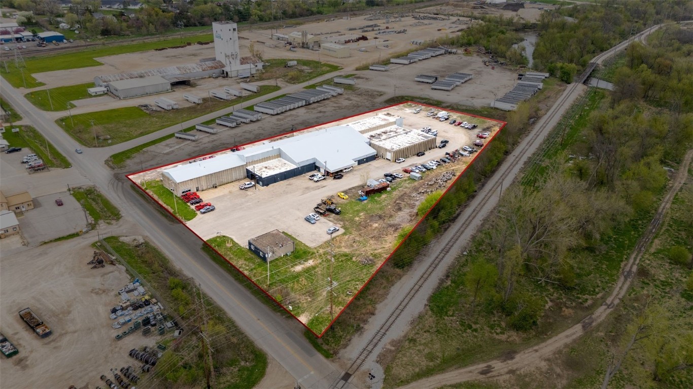 4003 J Street SW Cedar Rapids IA 52404