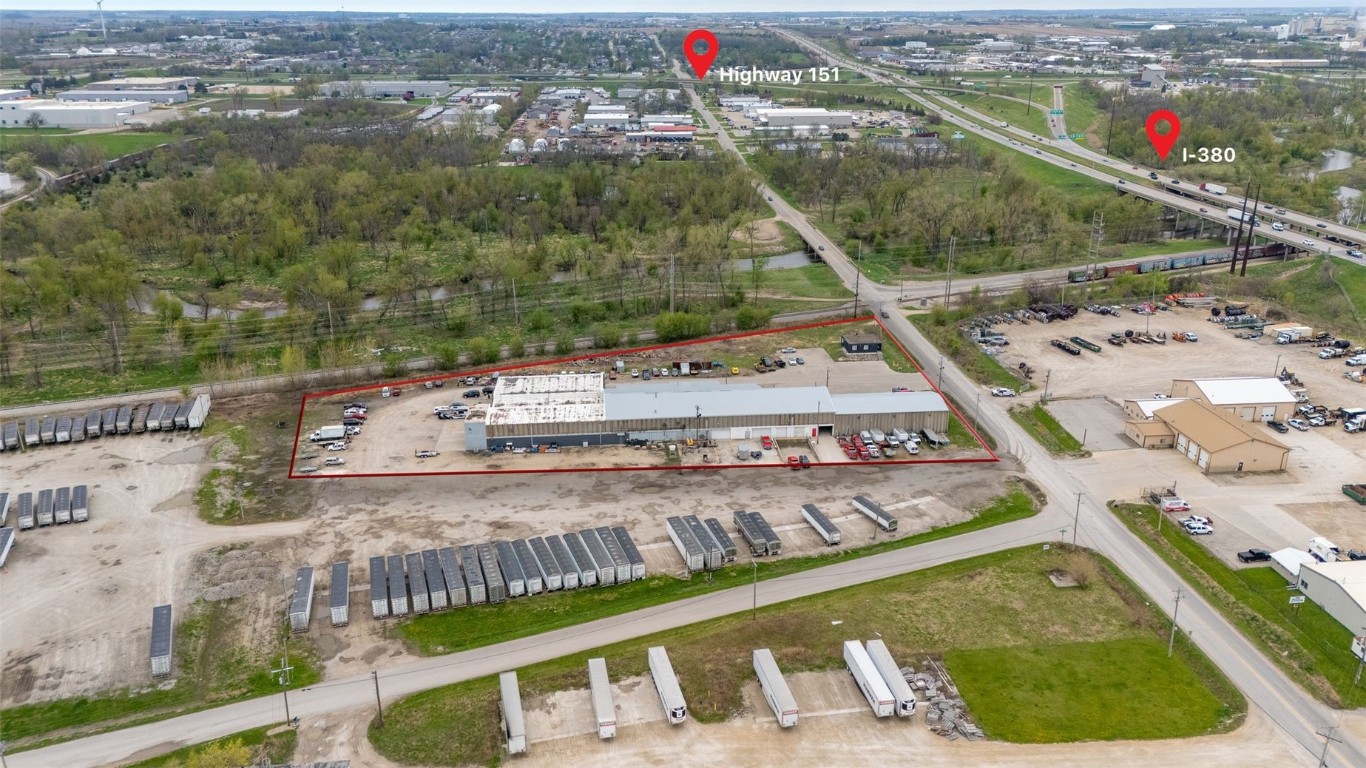 4003 J Street SW Cedar Rapids IA 52404