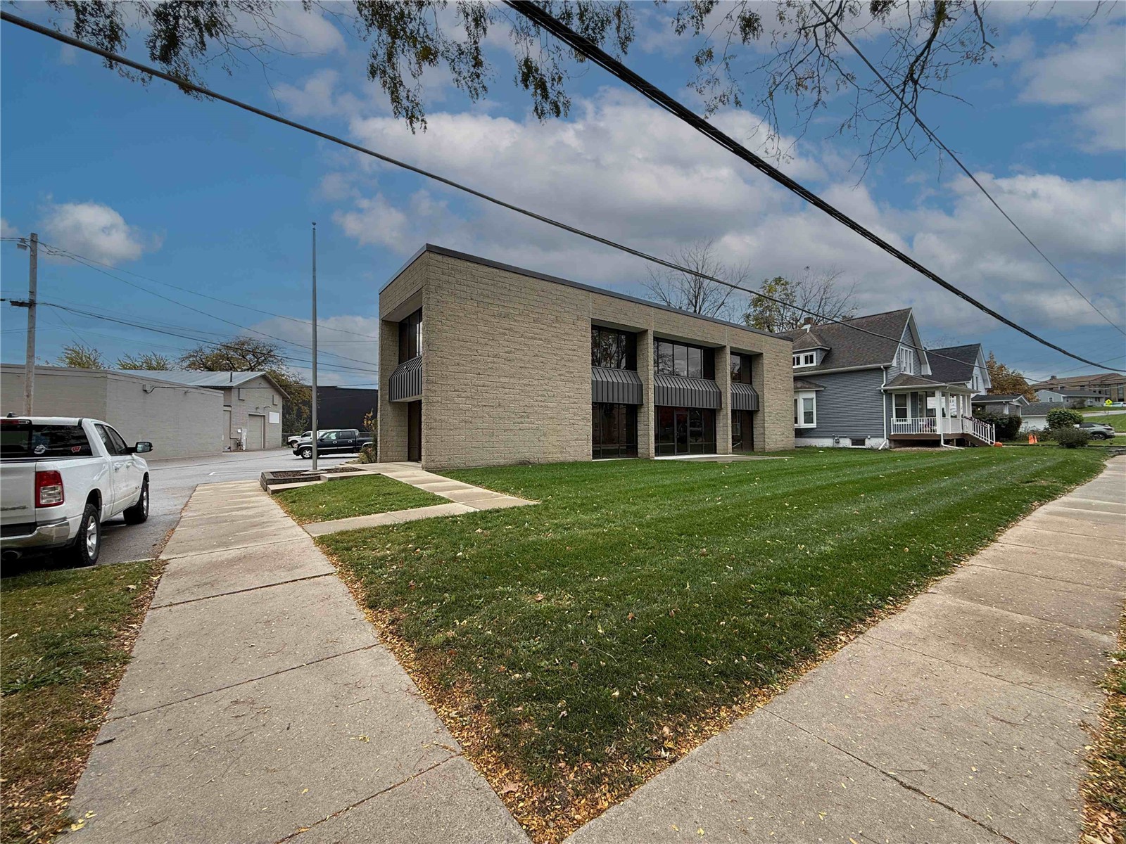 1010 3rd Avenue SW Cedar Rapids IA 52404