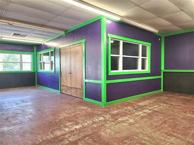 594 Eastern Avenue Marengo IA 52301