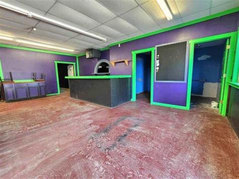 594 Eastern Avenue Marengo IA 52301