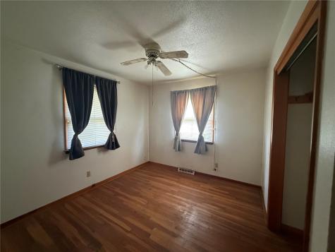 1635 & 1639 Center Street NE Cedar Rapids IA 52402