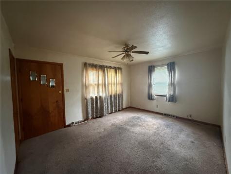 1635 & 1639 Center Street NE Cedar Rapids IA 52402