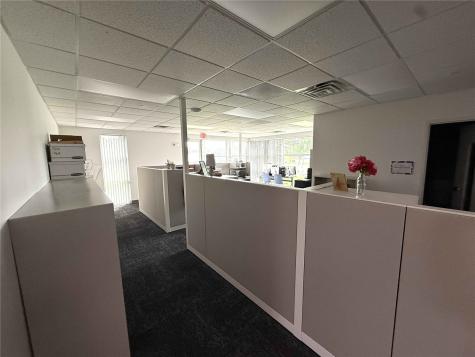 3950 River Ridge Drive NE Cedar Rapids IA 52402